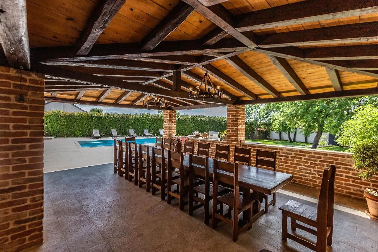 Mp Luxury Holiday Home With Swimming Pool Ζαντάρ